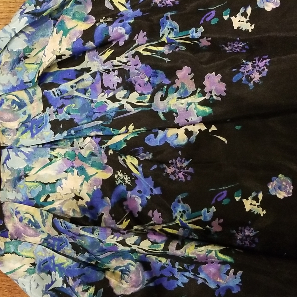 French Feelings Dress - Picture 2 of 7